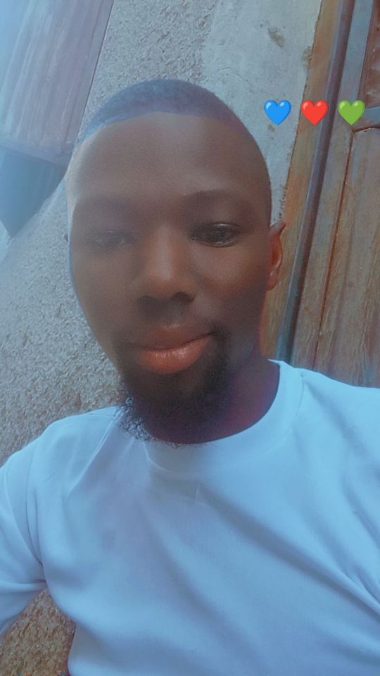 goodnovel comment avatar