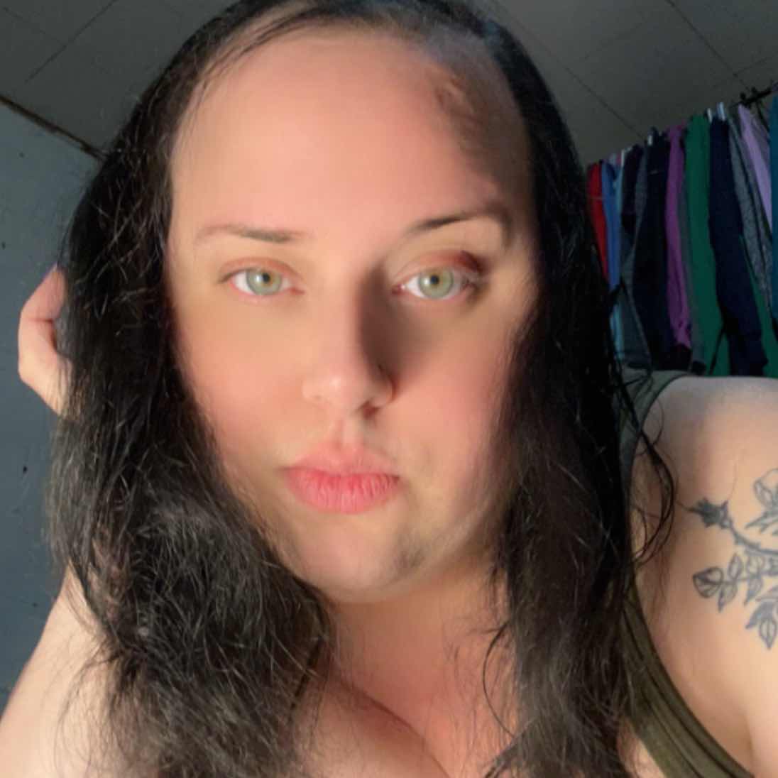 goodnovel comment avatar